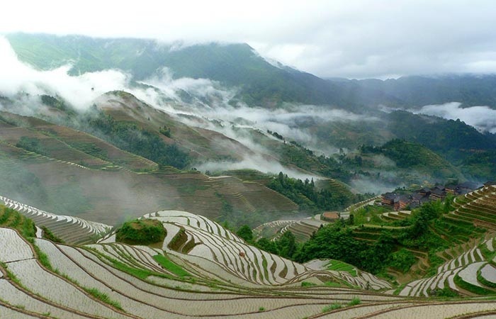 云南每个世居少数民族都将建特色小镇