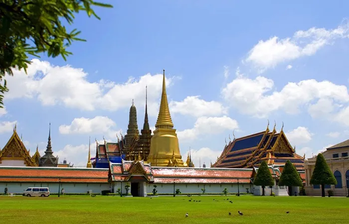 泰国旅游局局长：拟近期对中国游客等实行免落地签证费措施